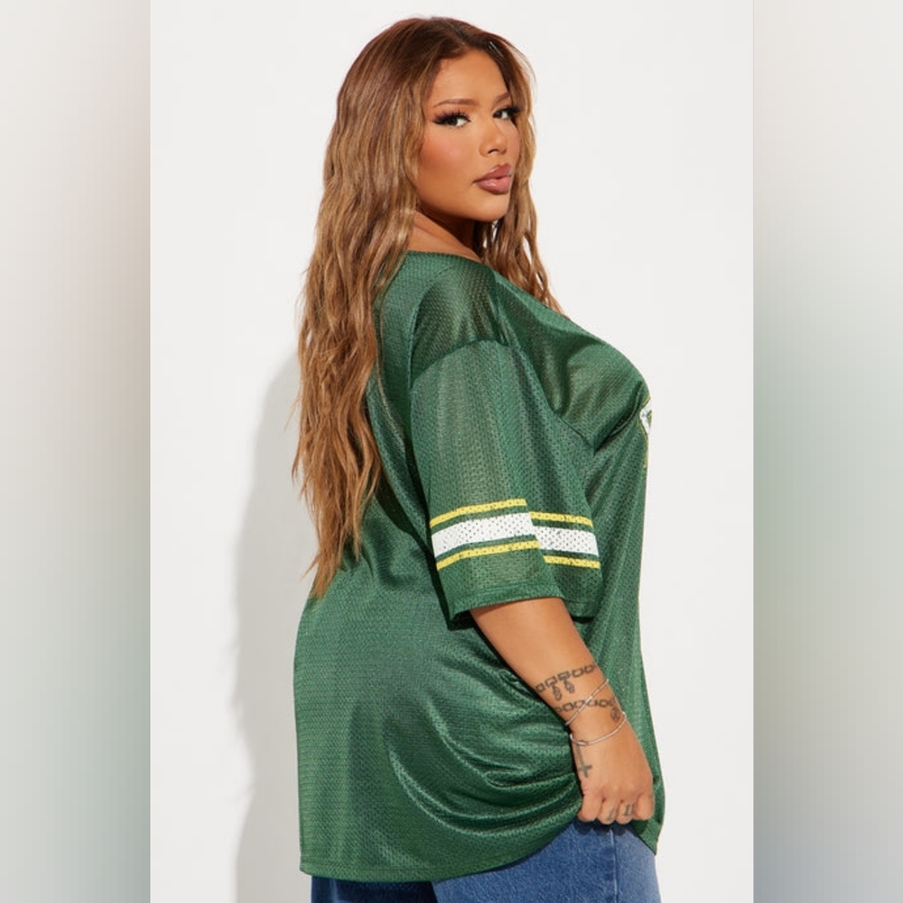 NWT 3X FASHION NOVA Livin' In Dallas 23 Off Shoulder Green Lace Trim Women's Top - Picture 4 of 5